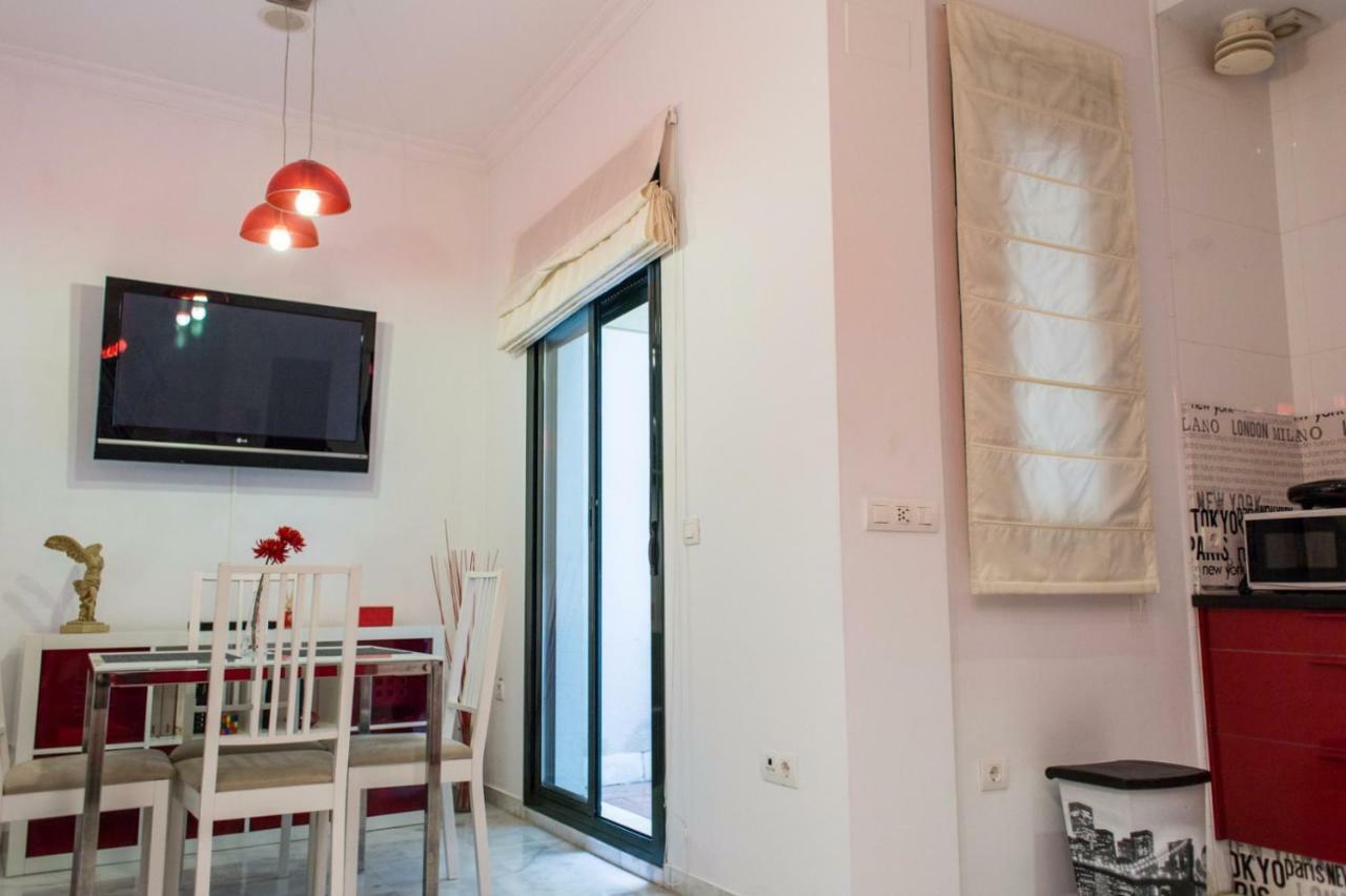 Apartamentos Rg Triana, Calle Castilla Con Patio Sevilla Dış mekan fotoğraf